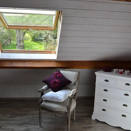 فندق مبيت وإفطار D'hotes De Vienne-en-Arthies